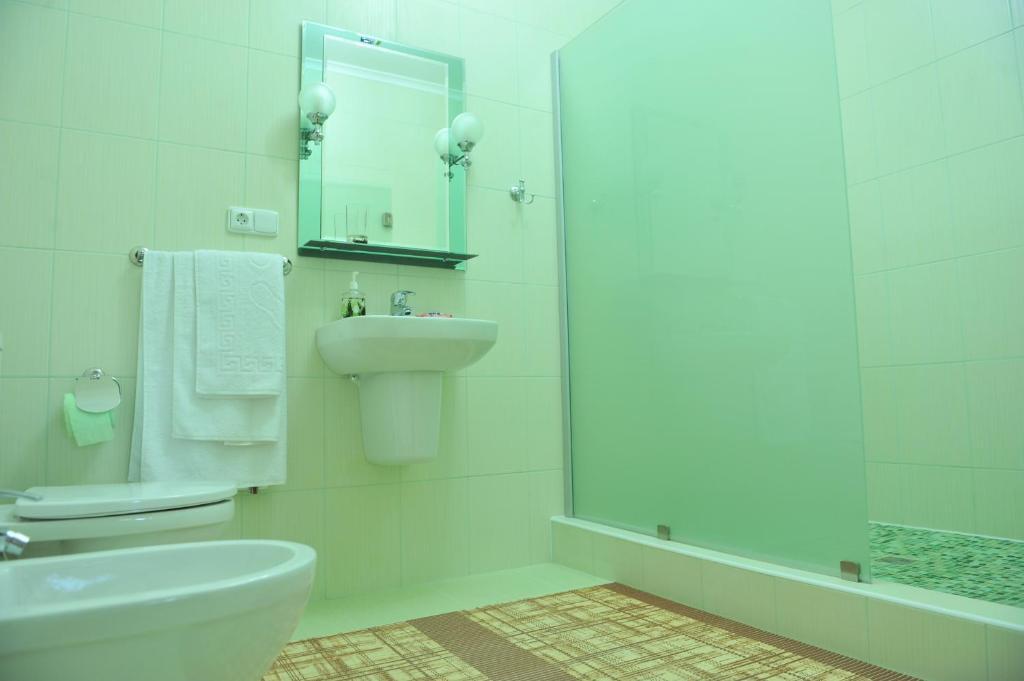 Andinna Hotel Çernivtsi Dış mekan fotoğraf